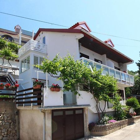 Apartments Silvija Cubranic Башка Экстерьер фото