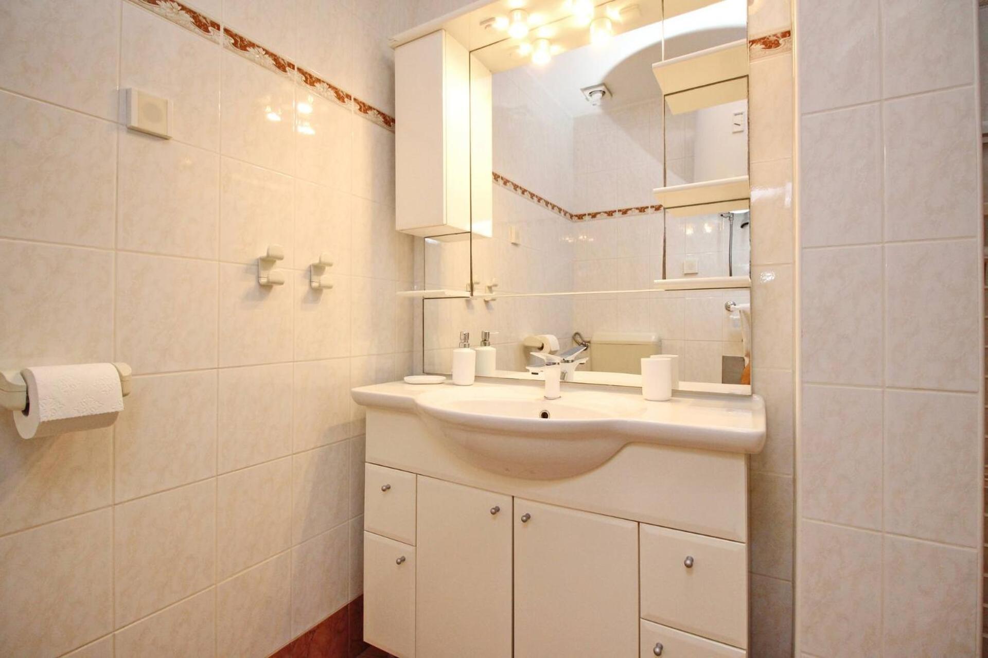 Apartments Silvija Cubranic Башка Экстерьер фото